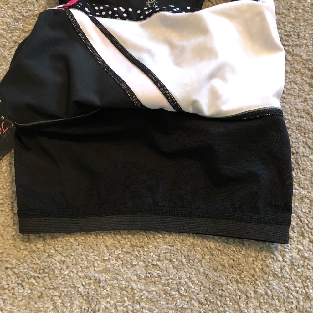 Betsy Johnson 👏🏼 NWT/ Performace, crop, size XS - Picture 8 of 9